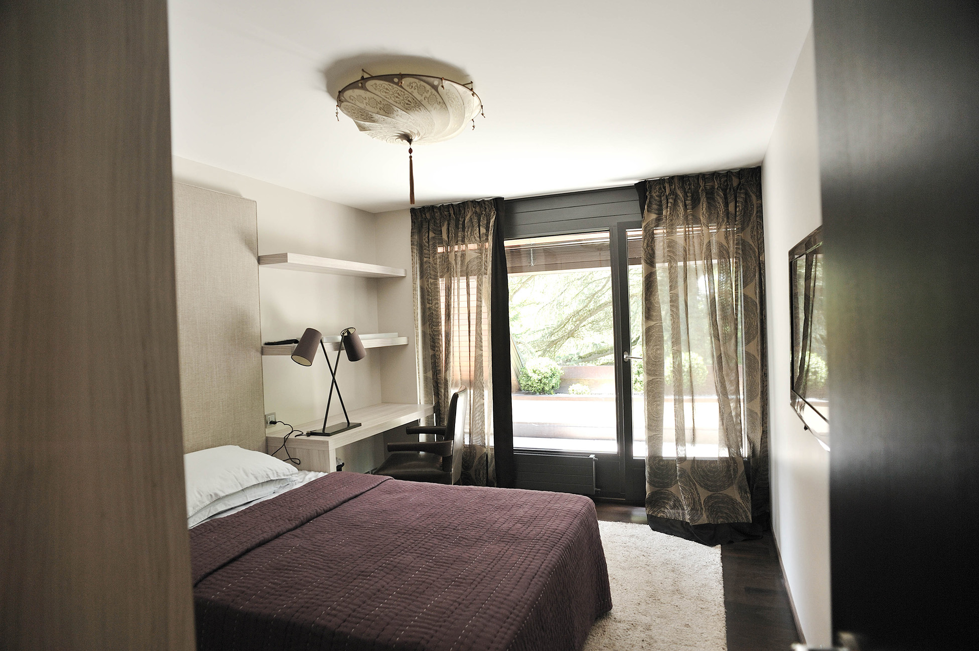 Appartement à Conches Chambre avec bureau