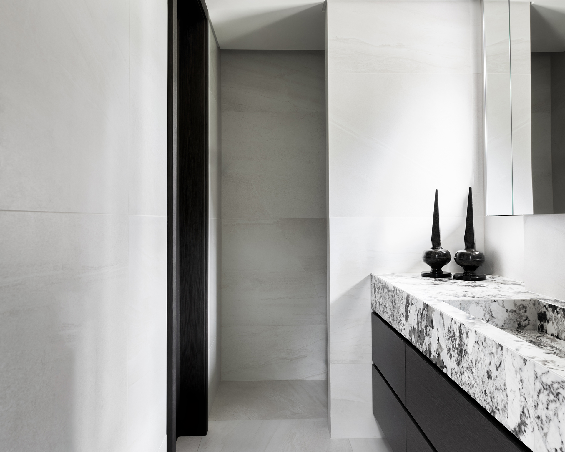 Apartment in Vandoeuvres Bathroom