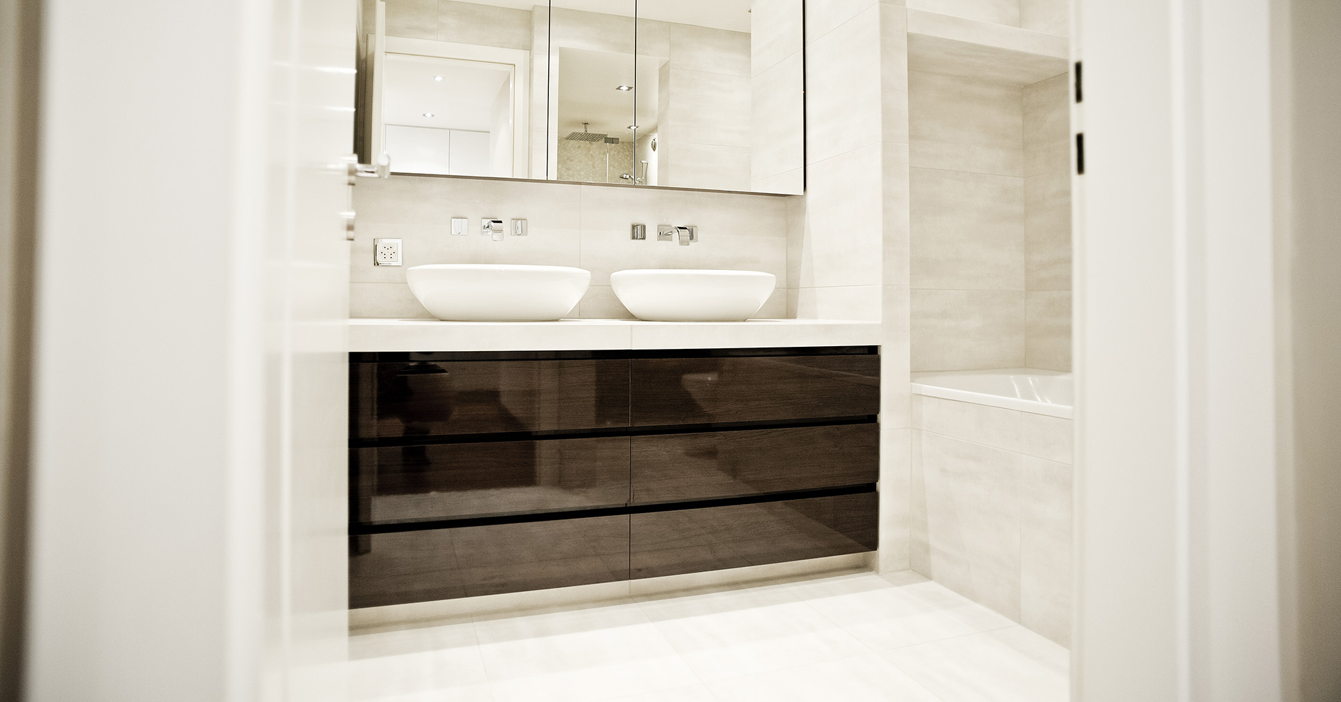 Salle de bain d'appartement, design intérieur, Cologny, Genève