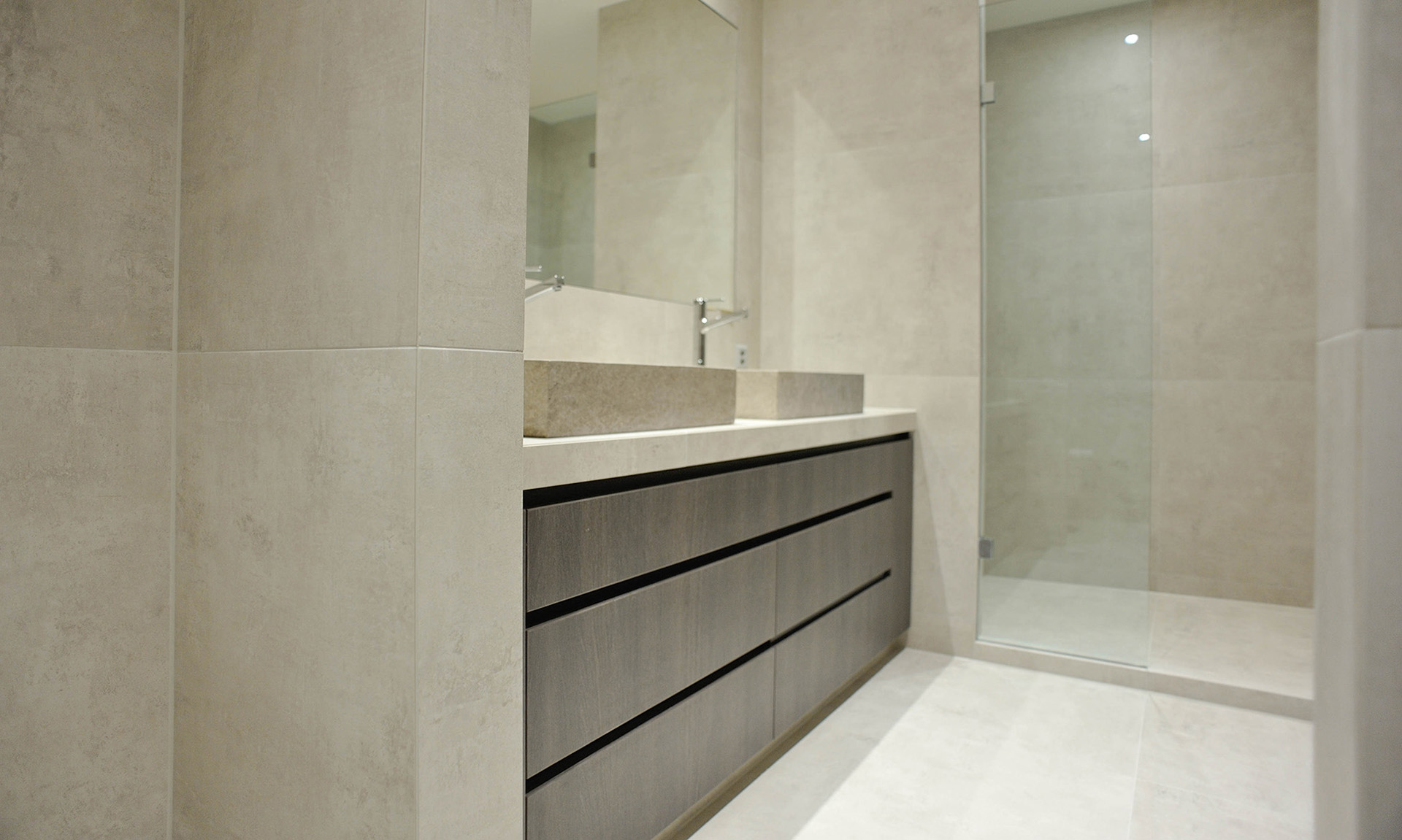 Village House in Jussy Bathroom
